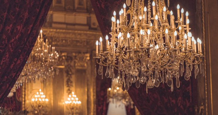 Photo chandelier