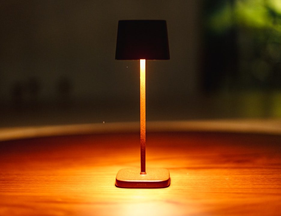 Photo bronze floor lamp